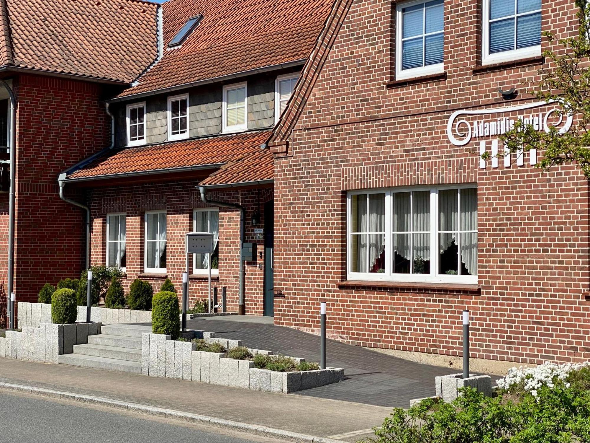 Adamidis Hotel Altenmedingen ภายนอก รูปภาพ