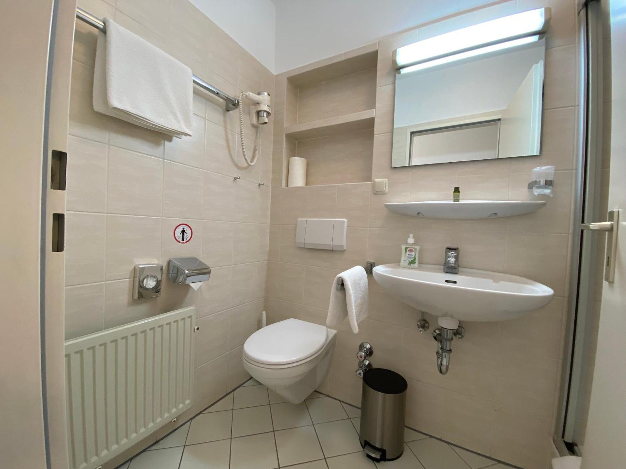 Adamidis Hotel Altenmedingen ภายนอก รูปภาพ