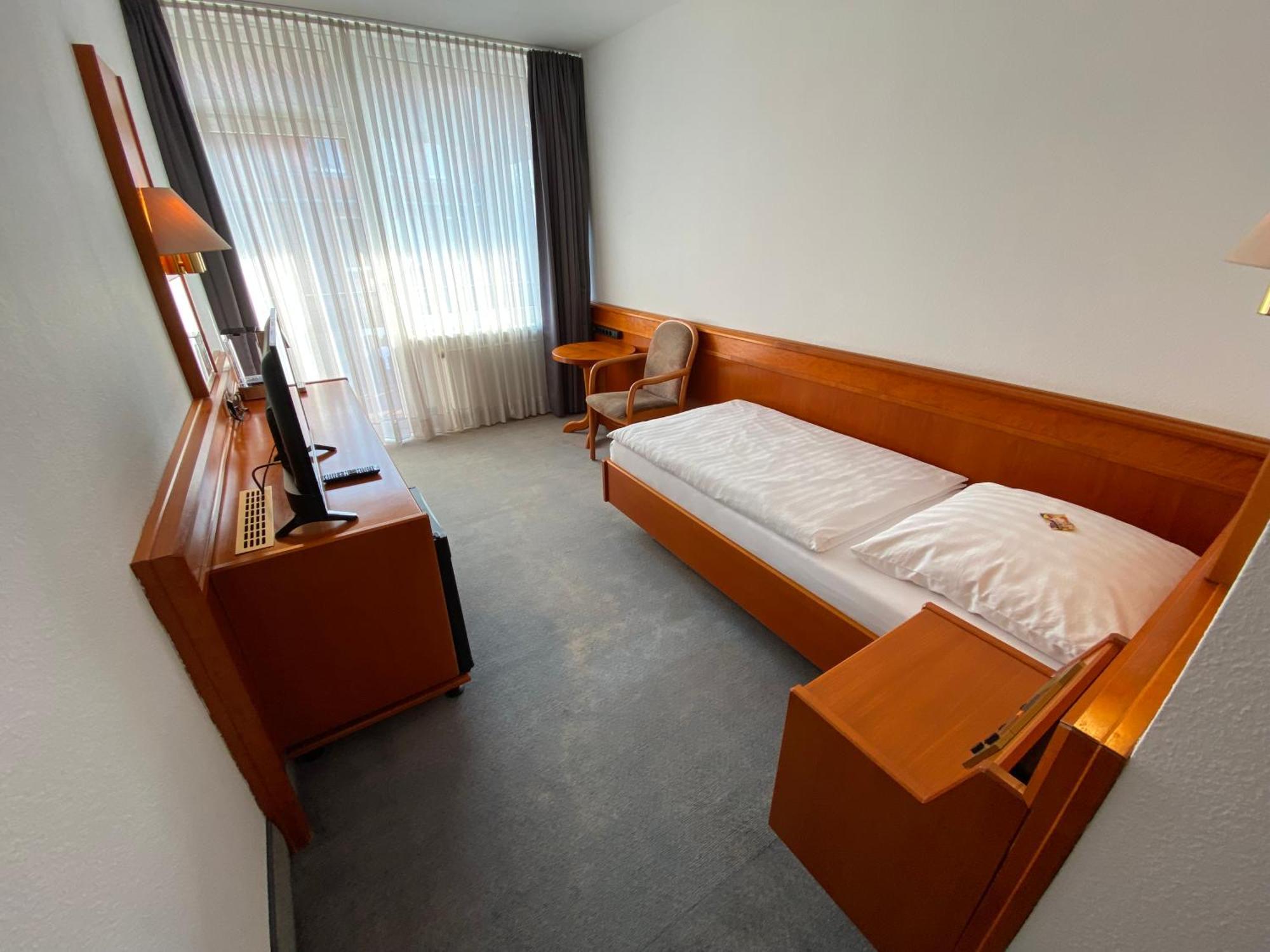 Adamidis Hotel Altenmedingen ภายนอก รูปภาพ